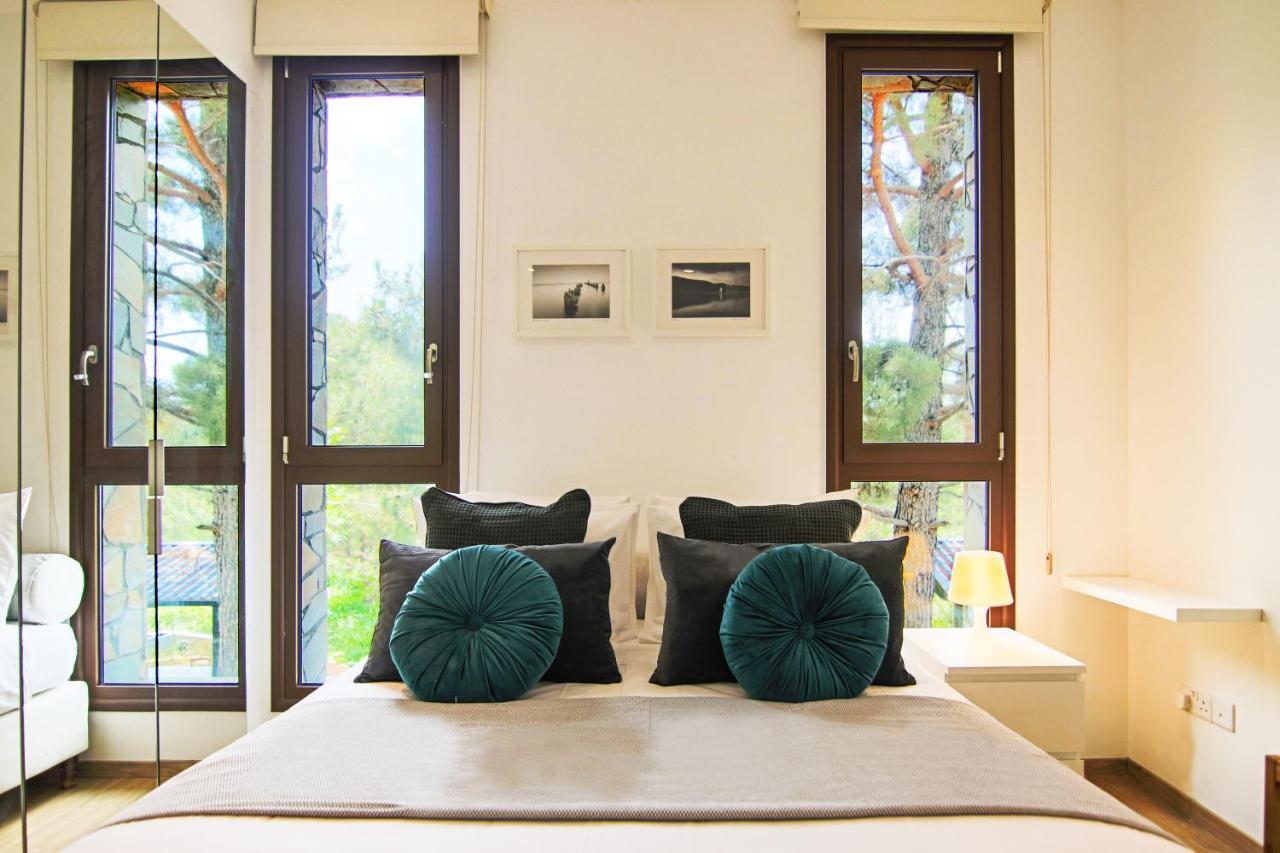 Phaedrus Living: Forest View Luxury Villa Chantara Foini Екстер'єр фото